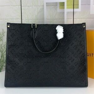 🔥Louis Vuitton Onthego MM Monogram